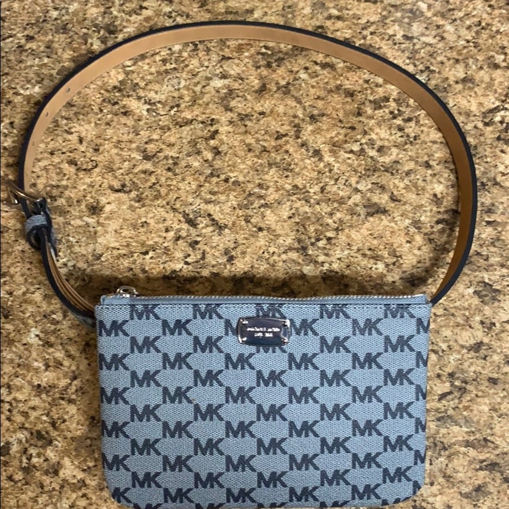 Michael Kors Belt Bag 🎀